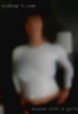 Anyone with a big girls in Townsville cock & an open mind.