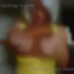 Let's meet and woman show have some fun.